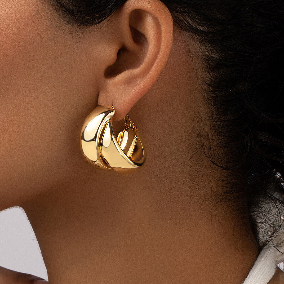 Mindi Hoops