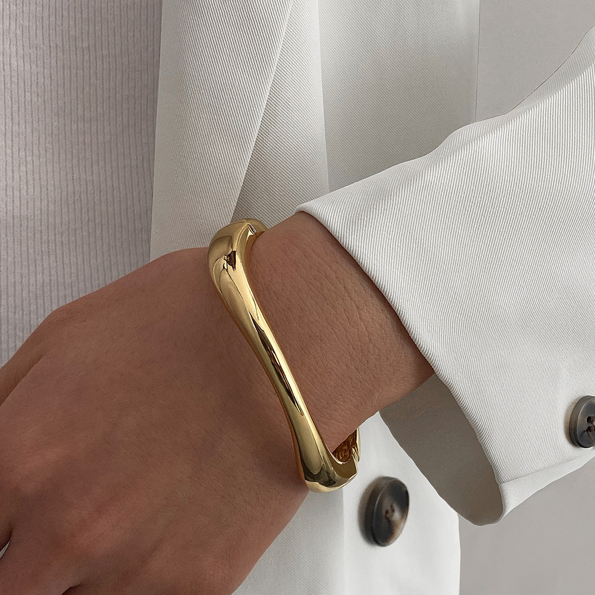 Athena Glossy Bracelet