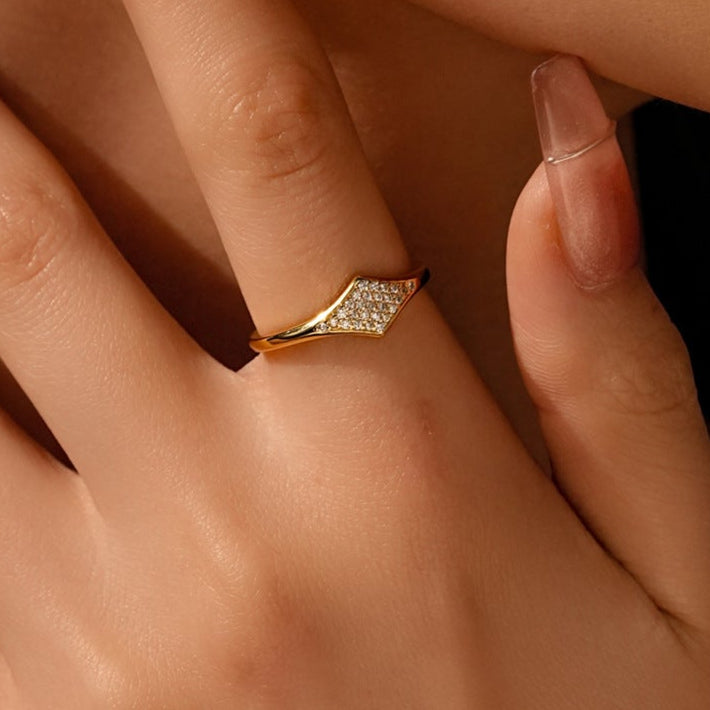 Tryst Ring