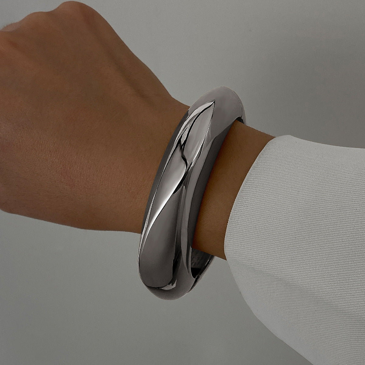 Athena Glossy Bracelet