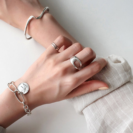 Hollow Ring